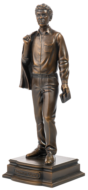 Статуэтка Паруйр Севак (бронза)